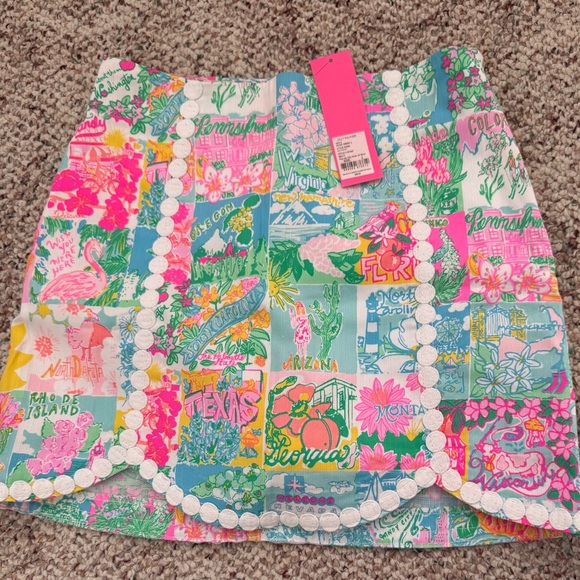 Lilly Pulitzer State of Mind Patty Skort - Picture 2 of 3